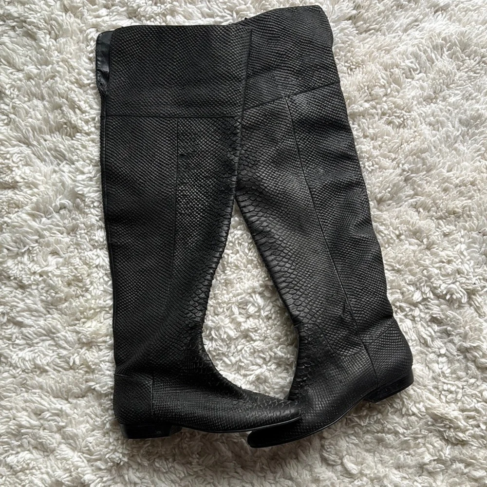 Kelsi Dagger Knee High Boots‎